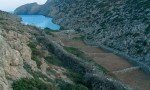Λέβιθα όρμος Ένα από τα χαρακτηριστικά της Αμοργού είναι ότι αποτελεί το κέντρο μιας πολυνησίας. Τα αμοργιανά νησιά, όπως τα αποκαλούσαν οι παλιοί ναυτικοί, είναι 14. Αρχίζοντας από τα ανατολικά...